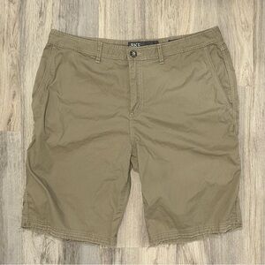 BKE Tan Khaki Shorts Standard Fit Cotton Casual Raw Hem Men’s Waist Size 38
